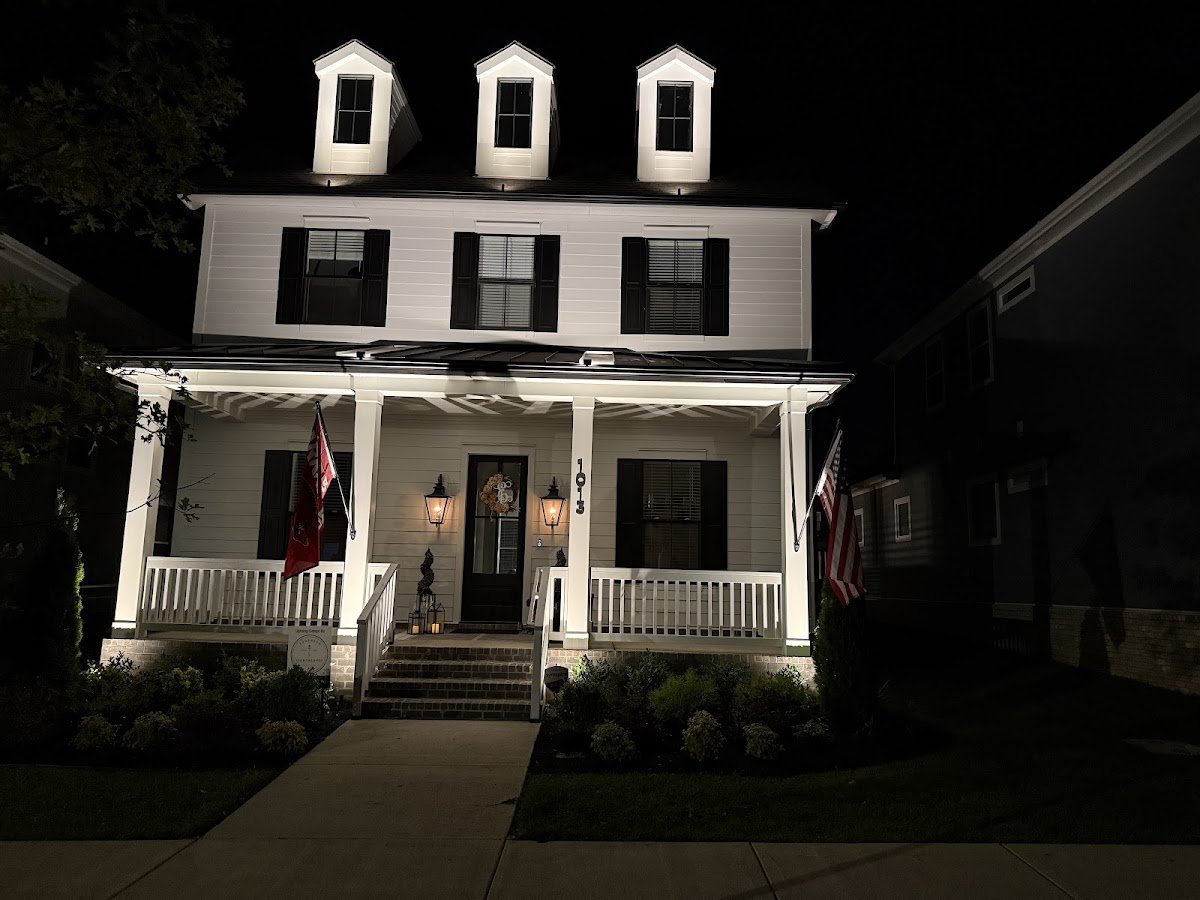 Christmas light installation, photo from Scott Eis's review