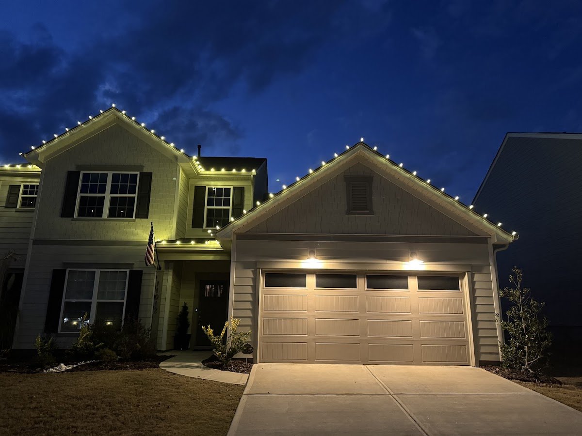 Christmas light installation, photo from Megan Kleinhenz's review