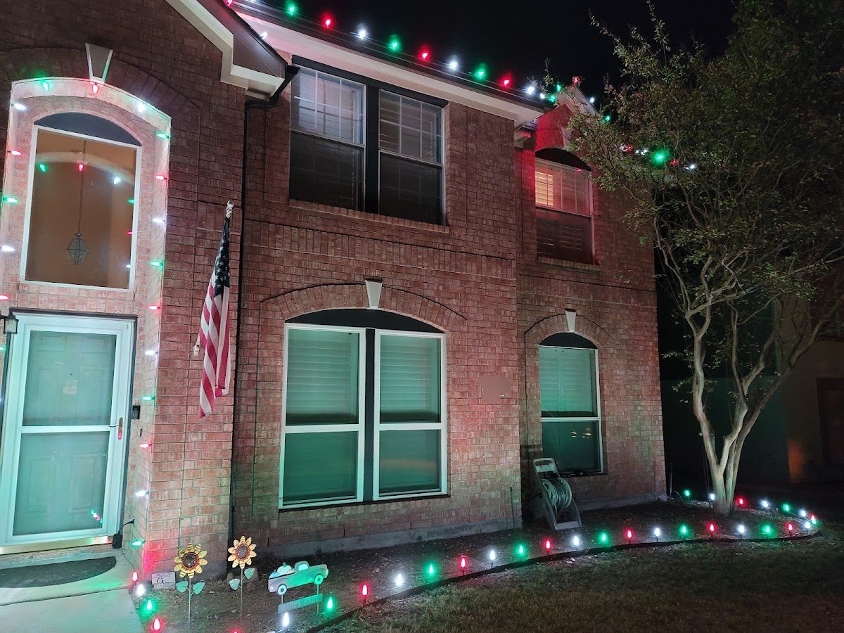 Christmas light installation, photo from Arlany H's review