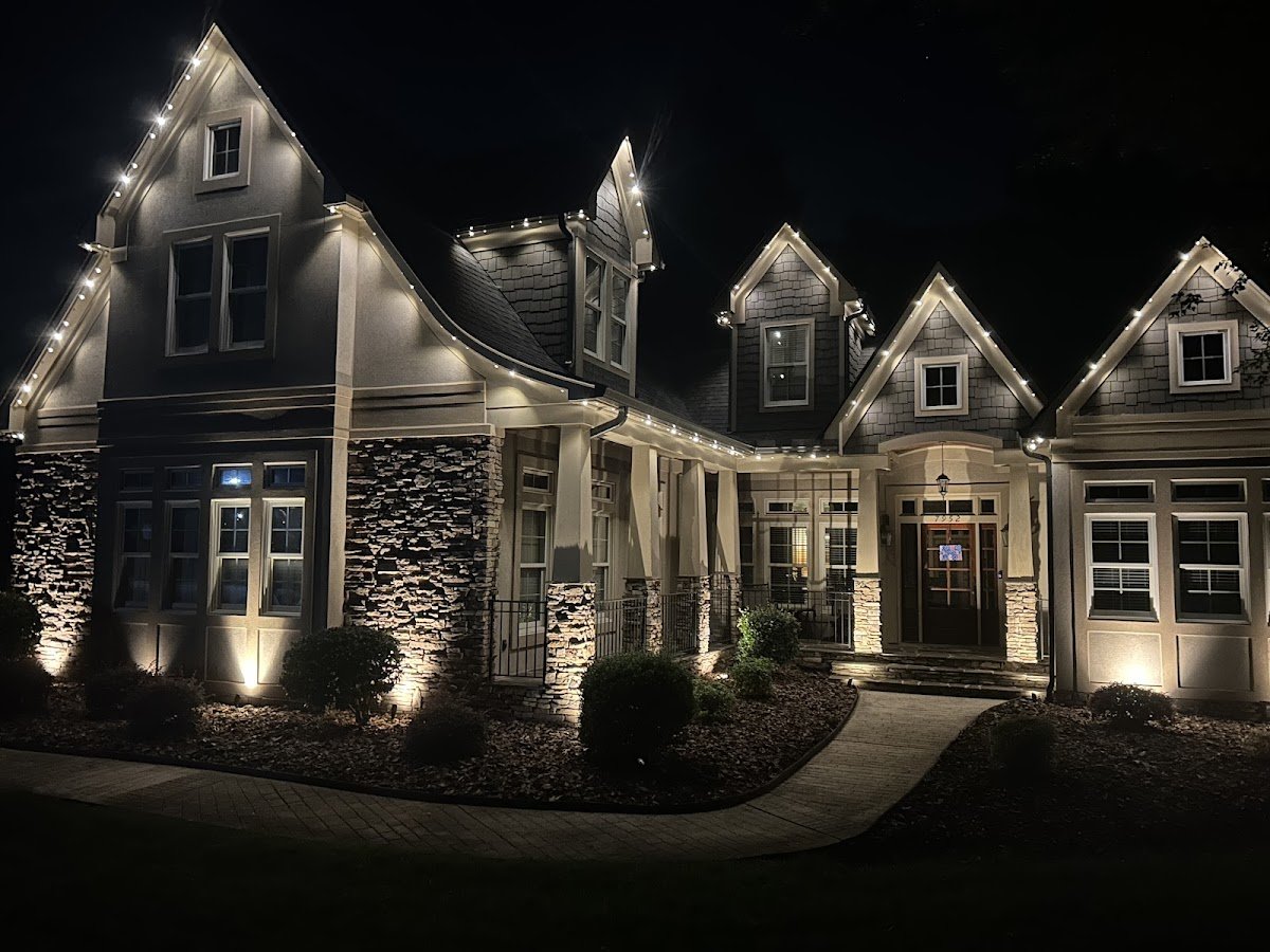 Christmas light installation, photo from Brian Rhoney's review