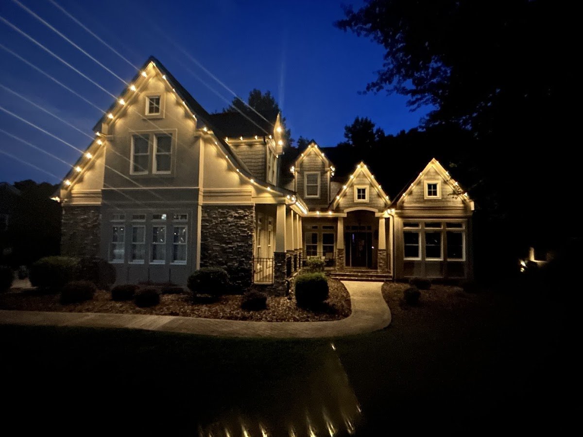 Christmas light installation, photo from Brian Rhoney's review