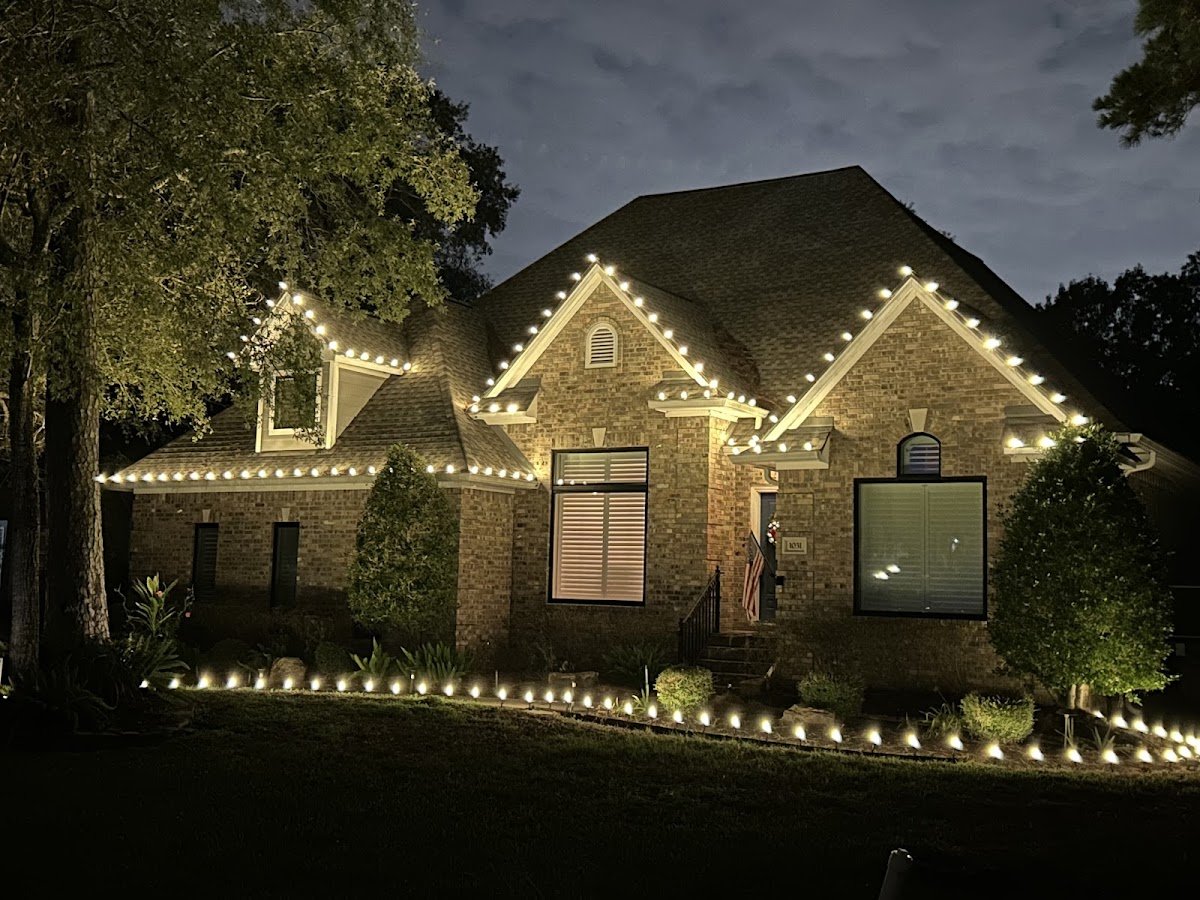 Christmas light installation, photo from Beth DeVore's review