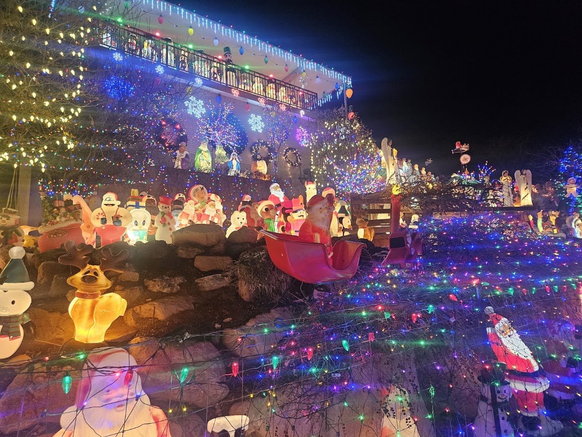 Christmas light installation, photo from Maribel Rivera's review