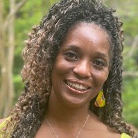 Photo of Nicole Flowers